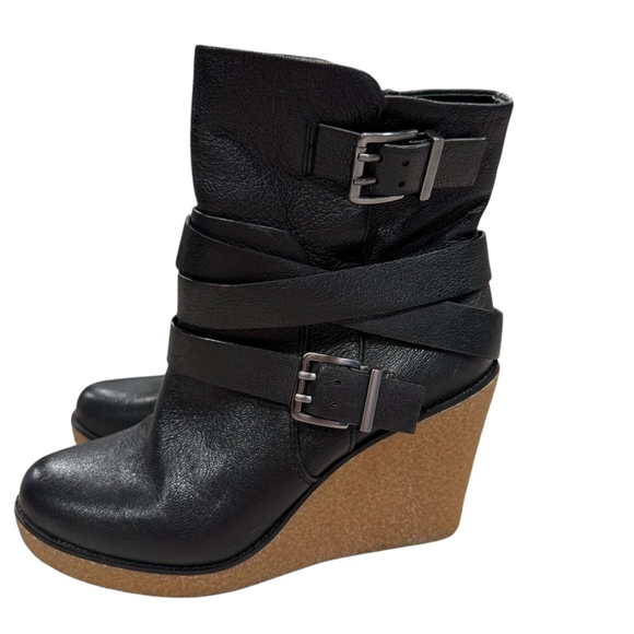 BCBGeneration Black Leather Wedge Booties Size 7.5 - Picture 4 of 9